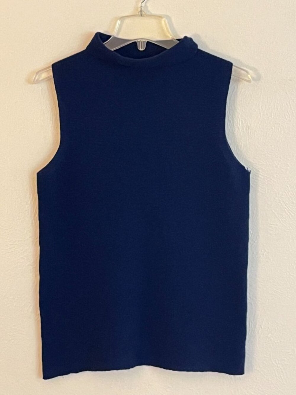 Maison Cashmere Women's Navy Blue Sleeveless Mock Neck Sweater M Quiet Luxury